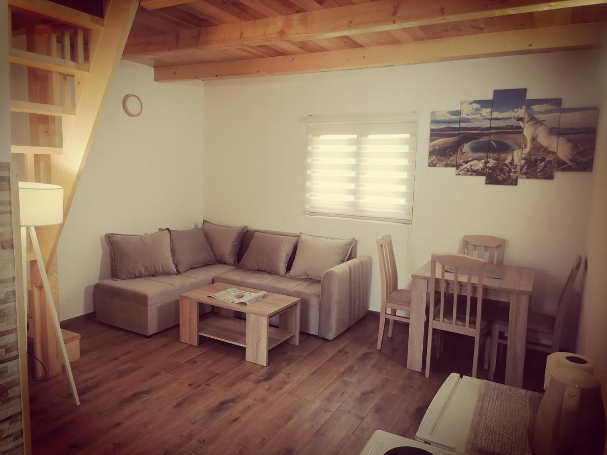 Bungalovi Tim Zabljak  Ngoại thất bức ảnh